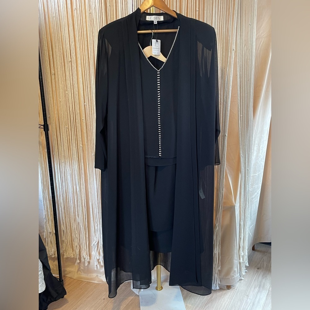 Le Sien NY Black Sheer duster, sleeveless v-neck blouse & skirt w/ Rhinestone